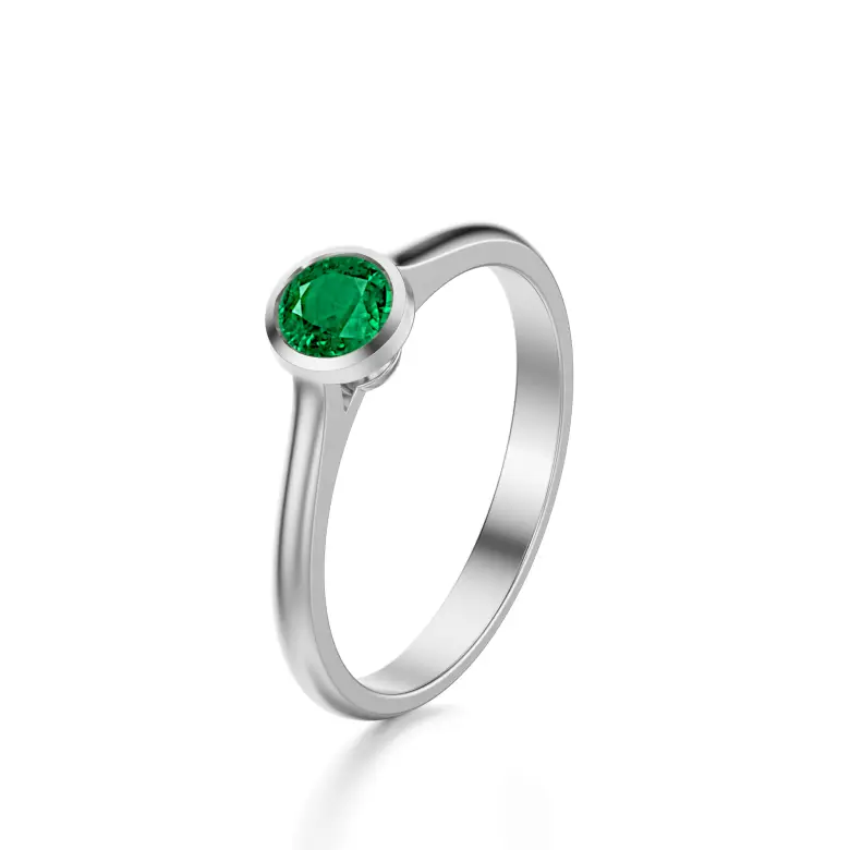 Pierścionek z białego złota ze szmaragdem AJPZ_090